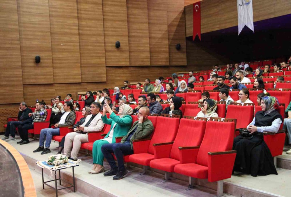 Van Büyükşehir Belediyesinden engellilere özel konser