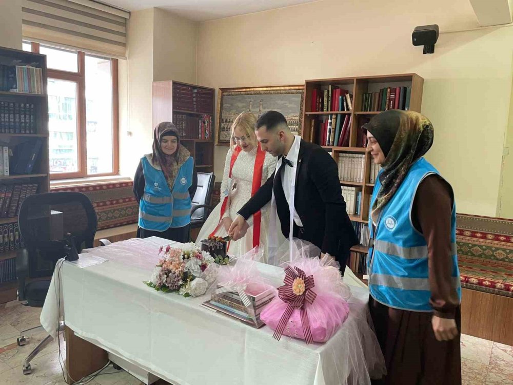 Erzincan’a Estonyalı gelin