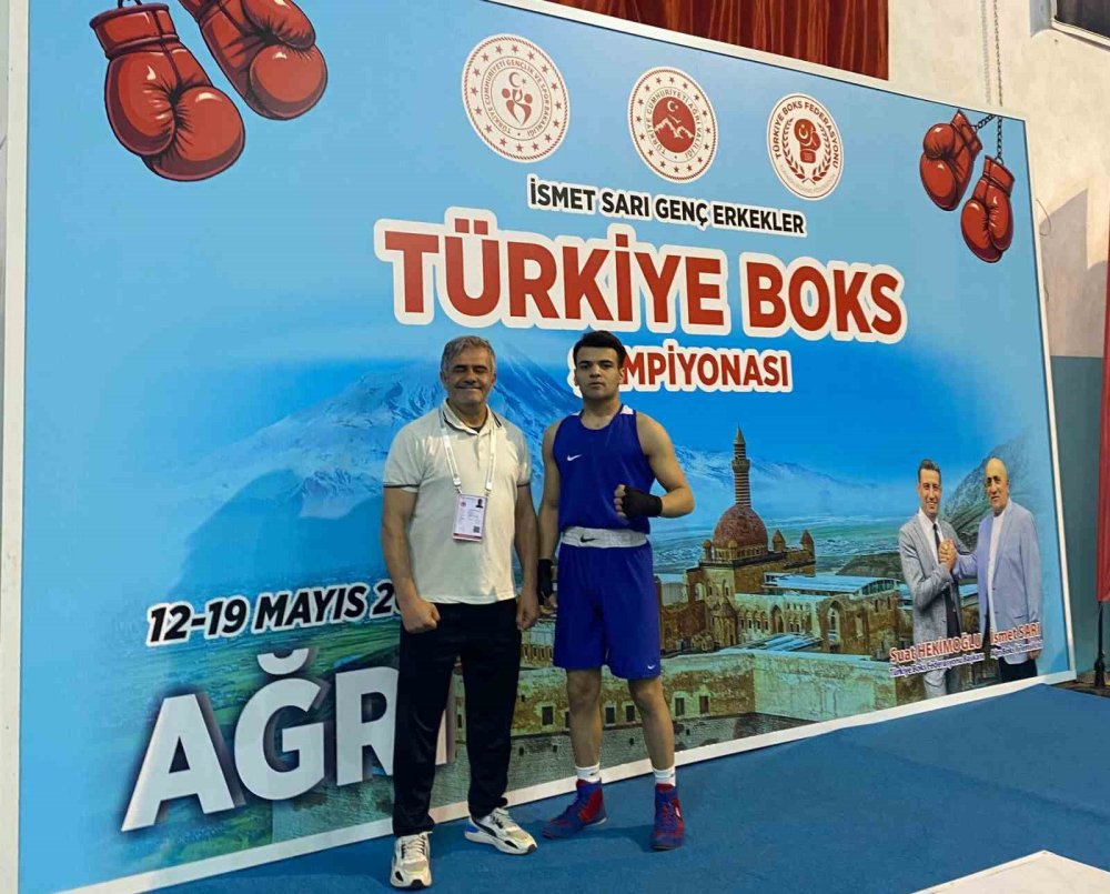 Şırnaklı 3 sporcu, Türkiye Ferdi Boks Şampiyonası’nda üst tura çıktı