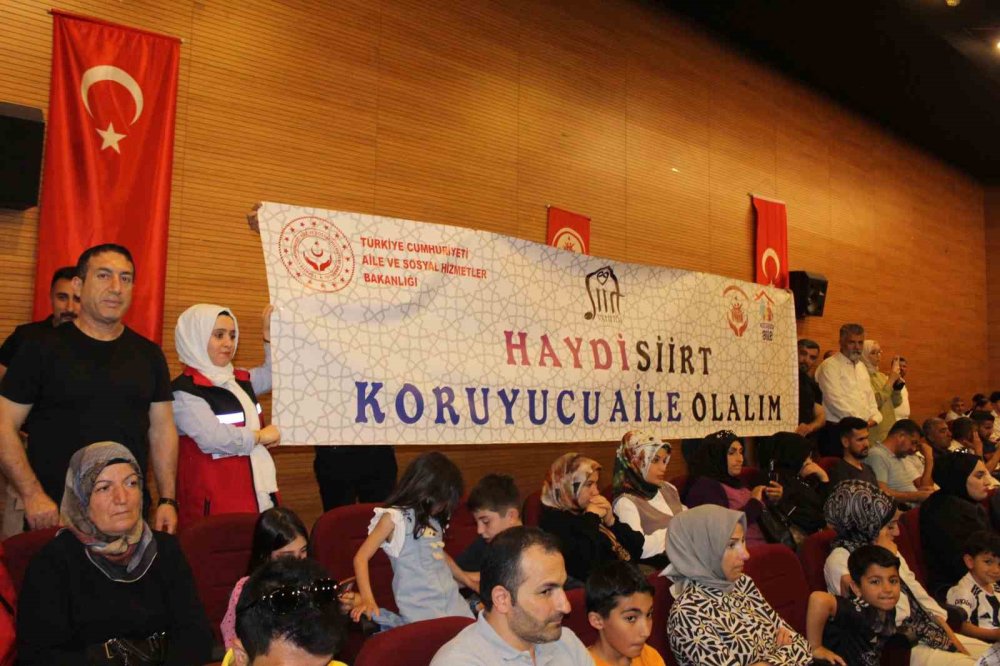 Siirt’te ’Güçlü Aile Güçlü Gelecek’ söyleşisi gerçekleştirildi