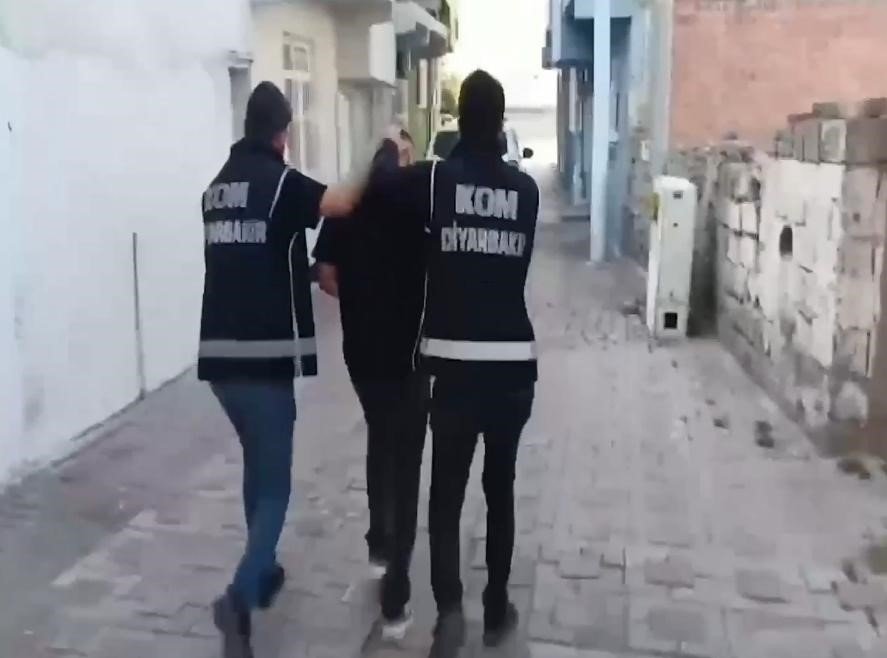 Diyarbakır merkezli düzenlenen operasyonda 19 kişi tutuklandı