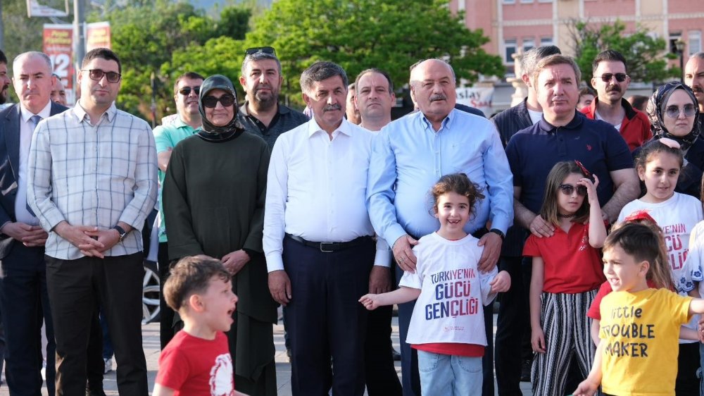 Erzincan’da Gençlik Yürüyüşü düzenlendi