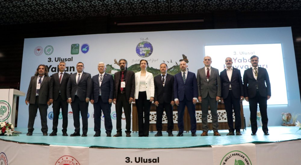 Bilim insanları, Türkiye'nin yaban hayatını Van'da konuşuyor