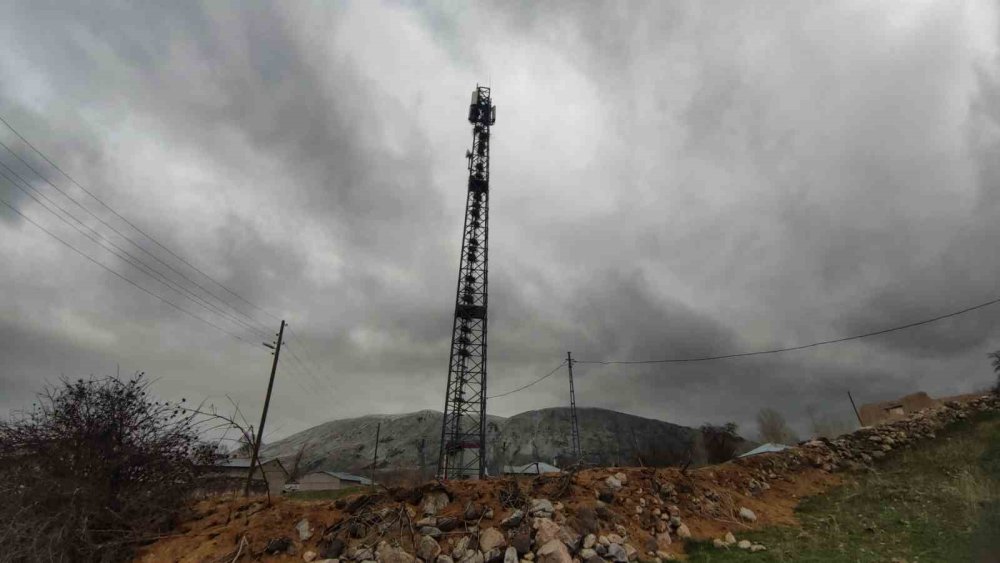 Kargaların yeni mekanı baz istasyonu direği oldu