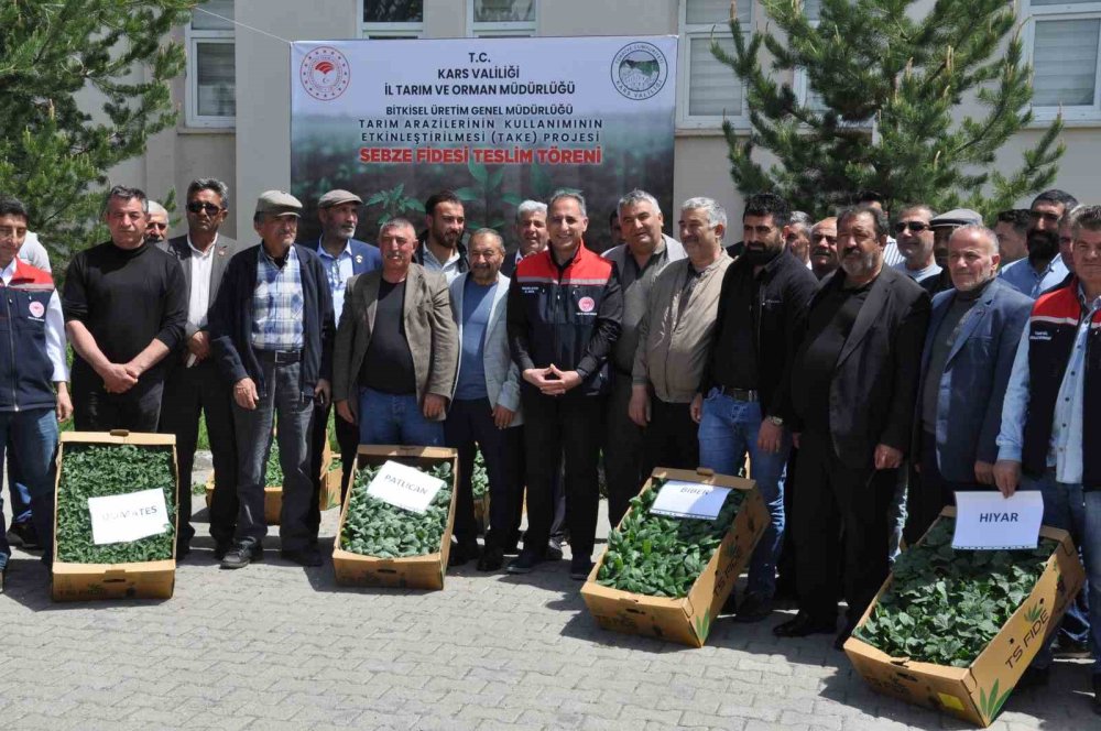 Kars’ta binlerce sebze fidesi dağıtıldı