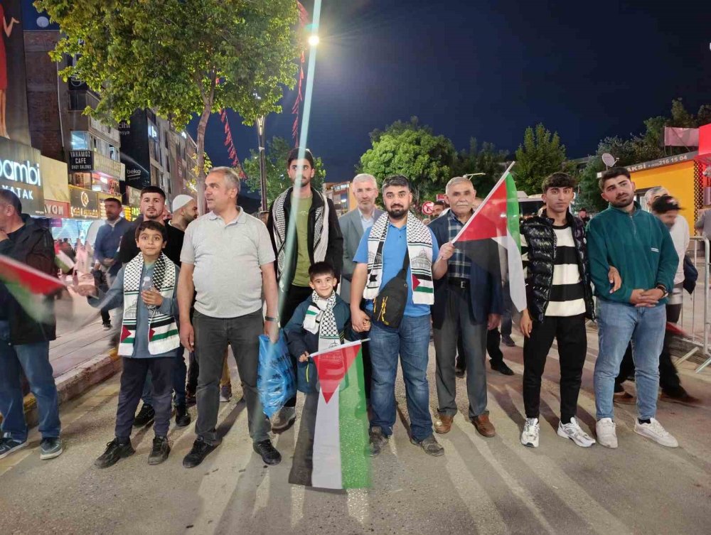 Van’da Filistin’e destek yürüyüşü yapıldı