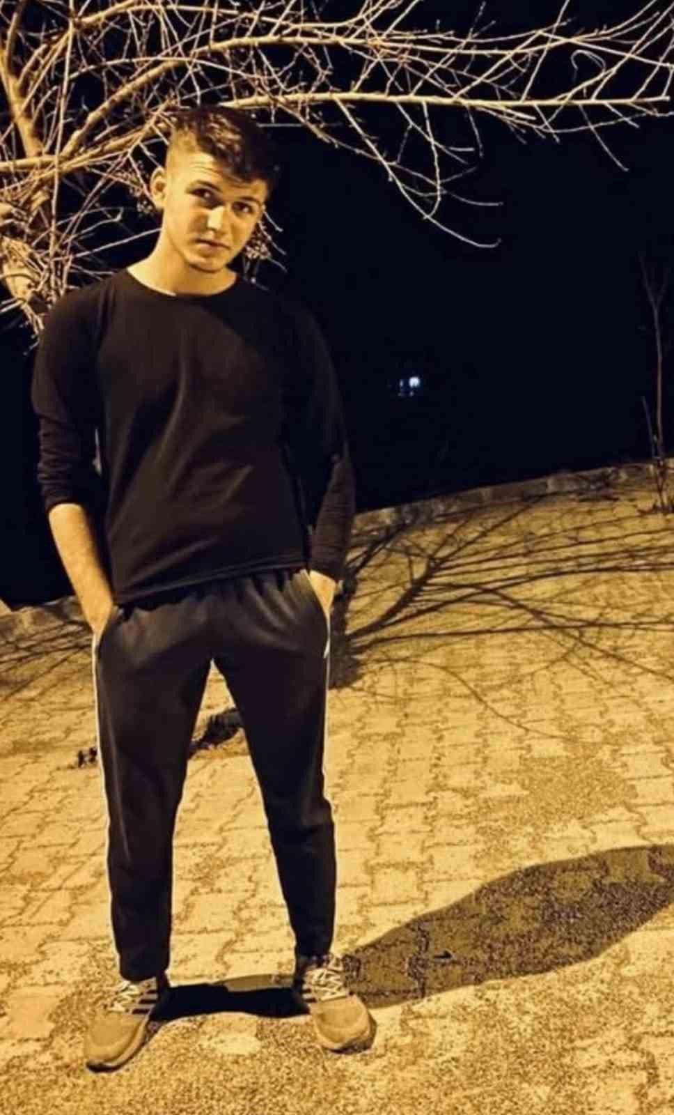 Batman’da kamyonet dereye uçtu: 1 ölü