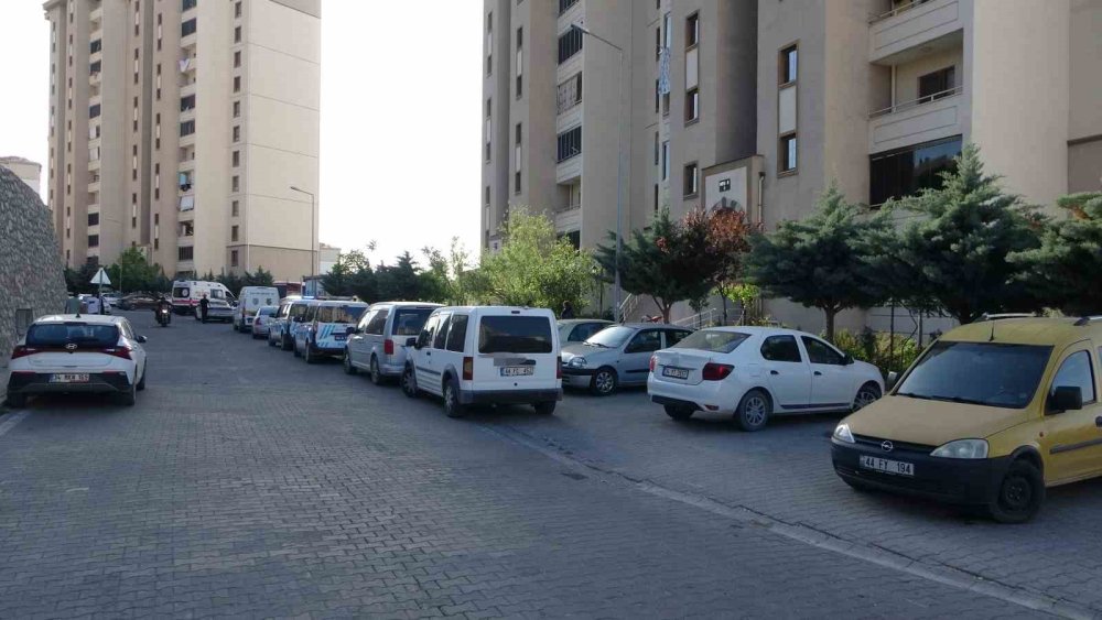 Battalgazi’de yaşlı adam evinde başından vurulmuş halde bulundu