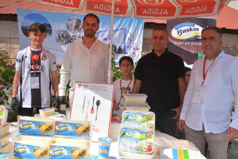 Hakkari’de 2. Yöresel Lezzetler Festivali gerçekleştirildi