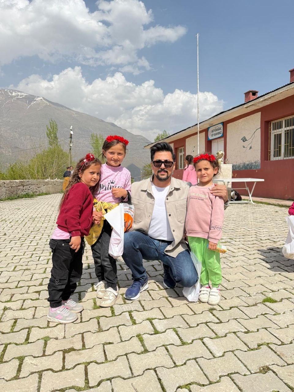 Van’da "Her Çocuk Bir Umuttur Vakfı" çocuklara umut oluyor