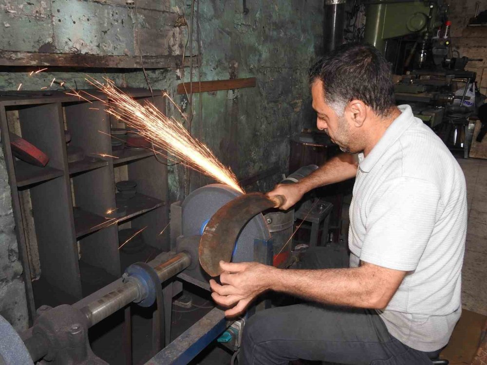 Antep’te bıçak ustalarının bayram mesaisi başladı