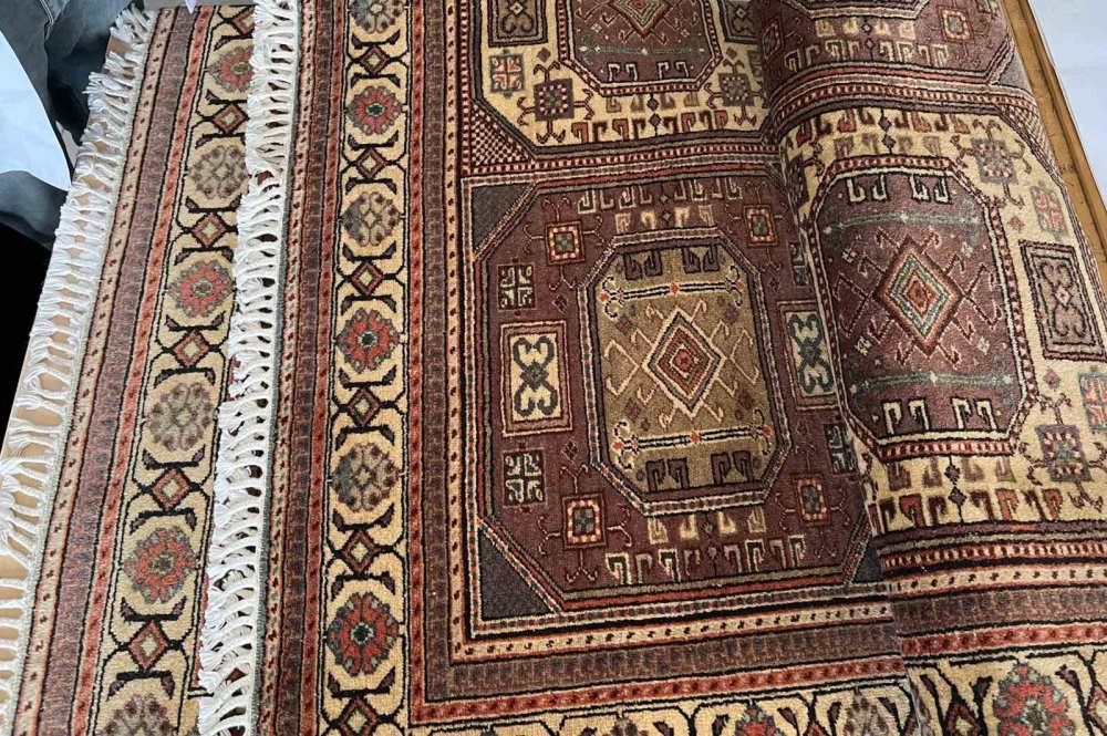 Sümerbank halılarına genç dokunuş