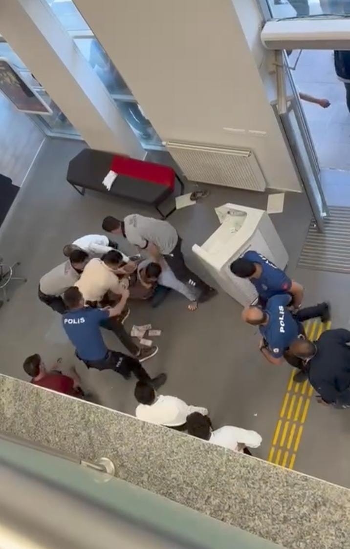 Urfa'da bankadan para çalmaya çalışan şahıs tutuklandı
