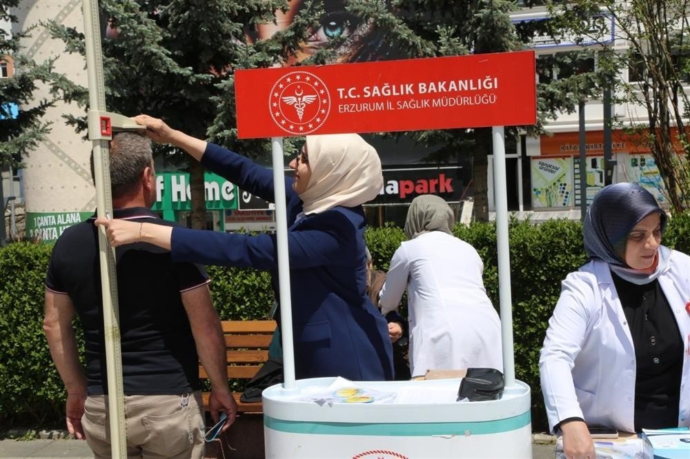 Erzurum: Bir nefes sağlık için meydana çıktılar