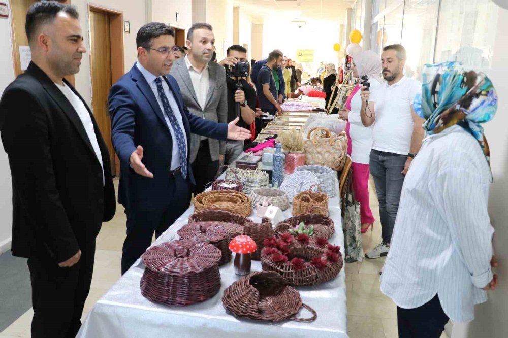 Muş’taki öğrenci yurtlarında mezuniyet etkinlikleri