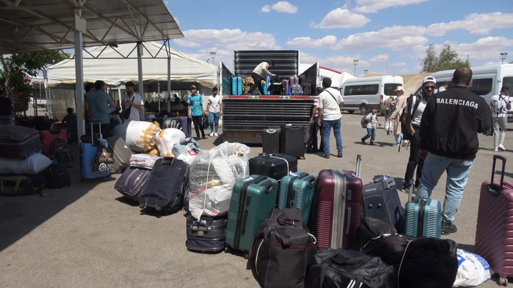 Sığınmacıların Suriye'ye geri dönüşleri sürüyor