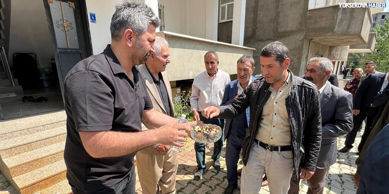 yuksekovabayramlasma4.jpg