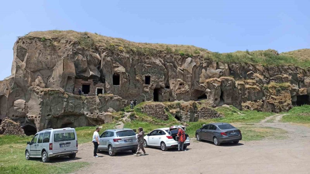 Ahlat’ta Kurban Bayramı yoğunluğu yaşanıyor