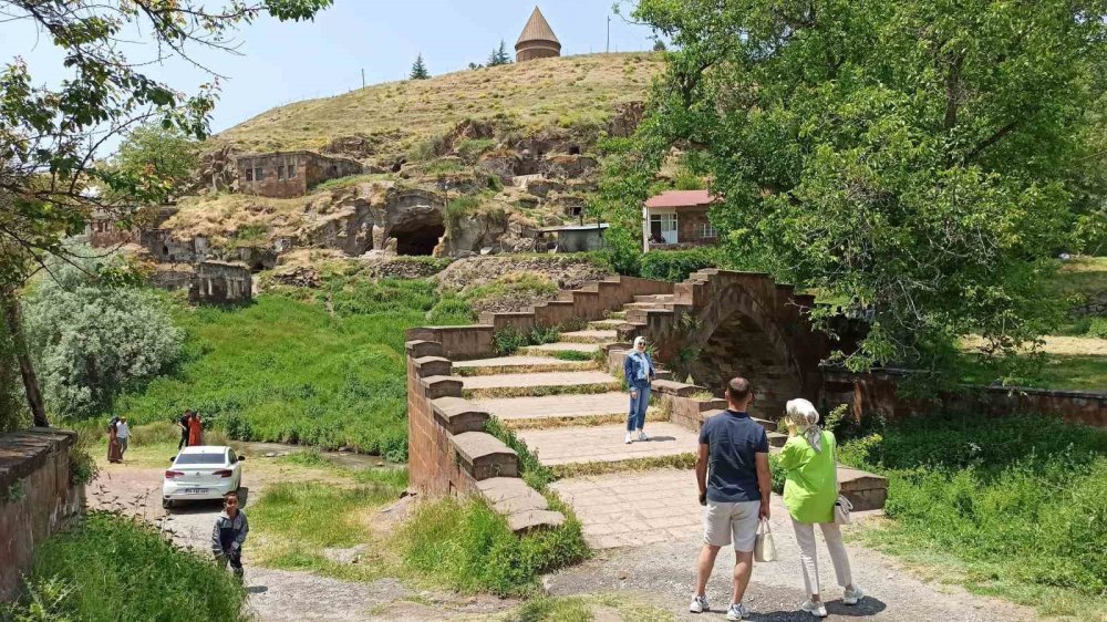 Ahlat’ta Kurban Bayramı yoğunluğu yaşanıyor