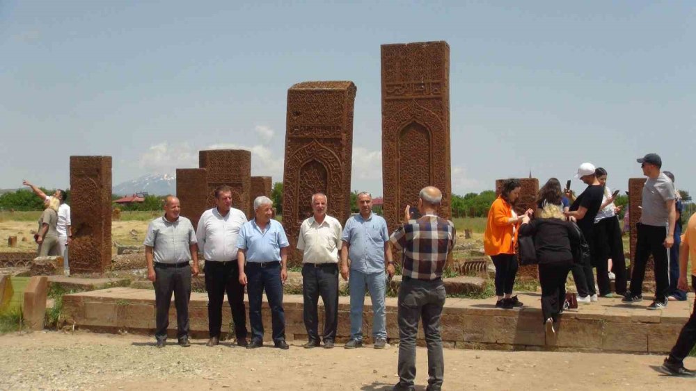 Ahlat’ta Kurban Bayramı yoğunluğu yaşanıyor