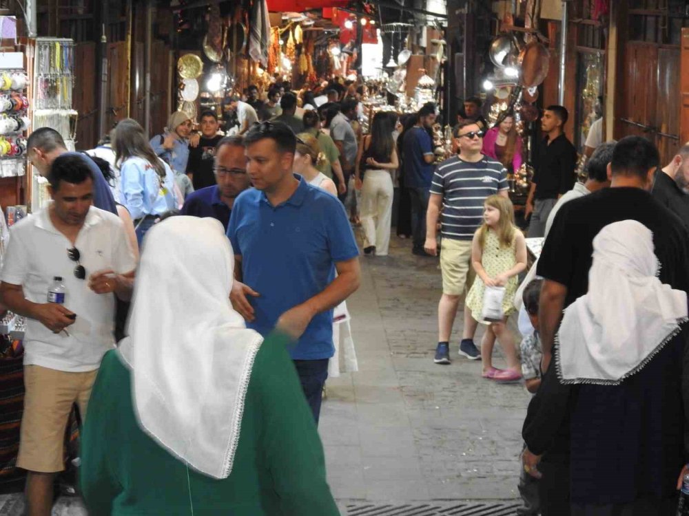 Antep’e bayramda ziyaretçi akını