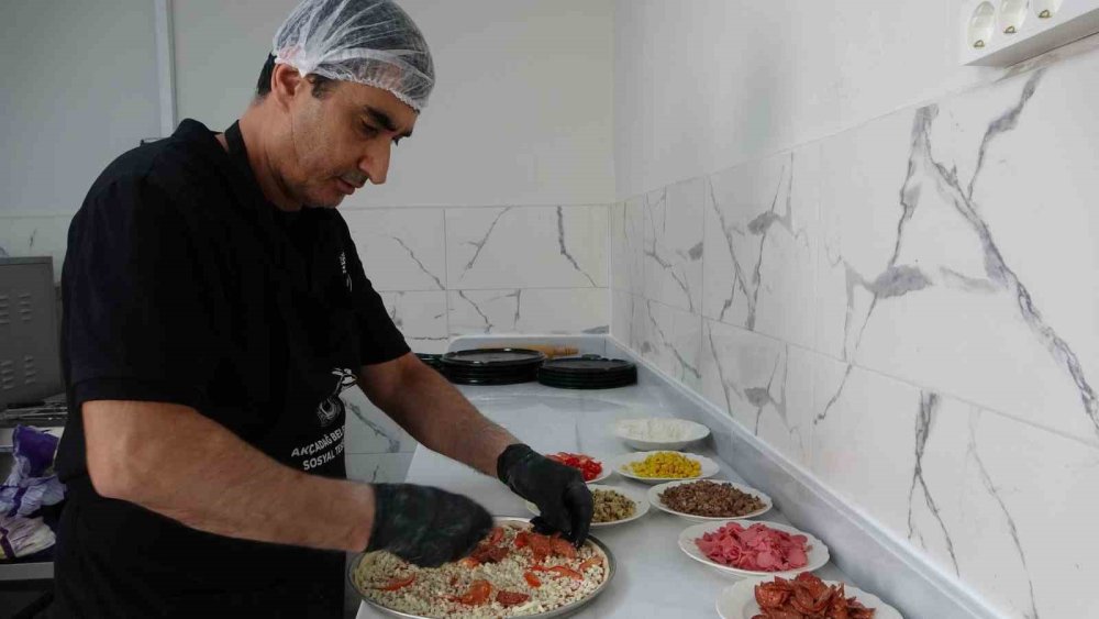 İnce hamurlu pizza, kömbe ve pilavı geride bıraktı