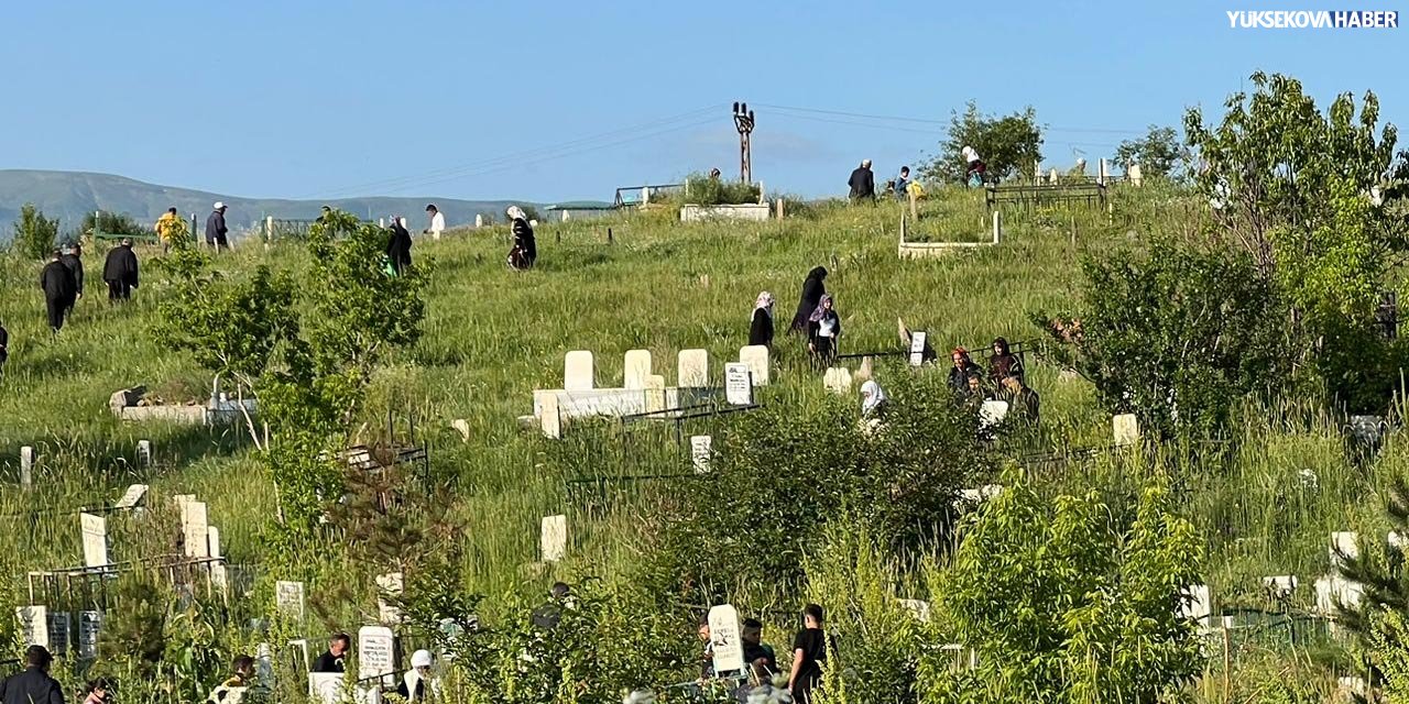 akalin-mezarligi2.jpg