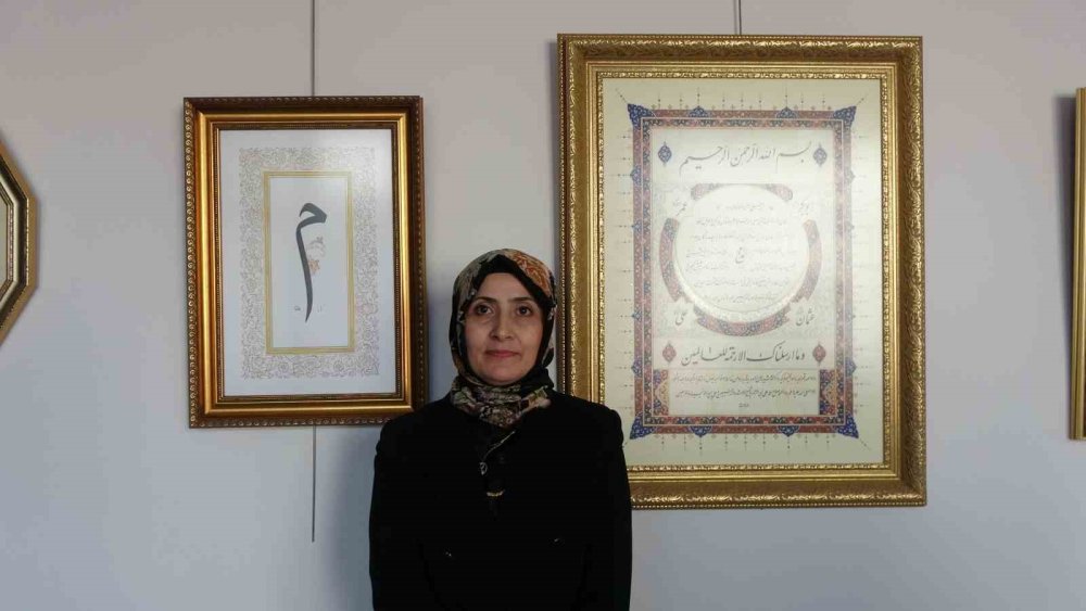 Hayalindeki sergiyi 49 yaşında açtı