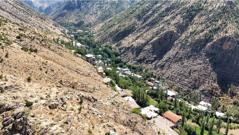 Uludere'de kaya düşme korkusu sona eriyor