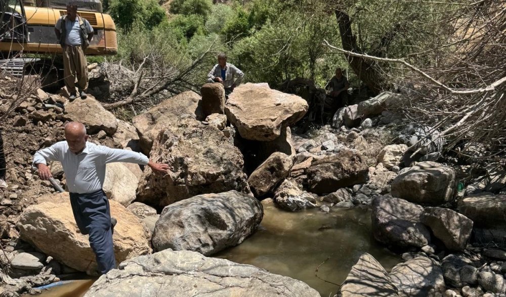 Çukurca Köprülüde su sorunu çözüldü