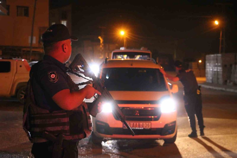 Hakkari polisinden metruk evler ve ormanlık alanlarda asayiş uygulaması