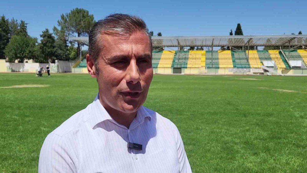 50 yıllık stadyum yerine yenisi yapılmak için yıkılıyor