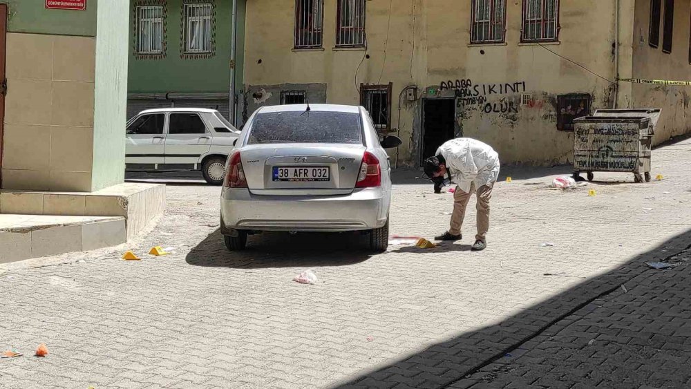 Urfa'da Cuma namazı sonrası kanlı pusu: 2 yaralı