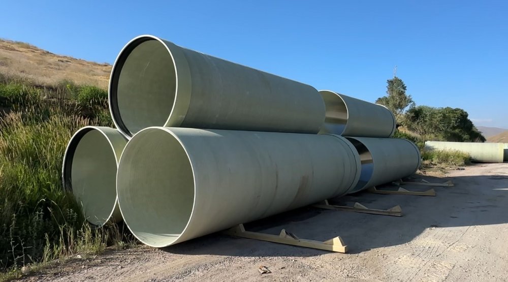 Yüksekova’da sulama hattı boru döşeme çalışmaları sürüyor