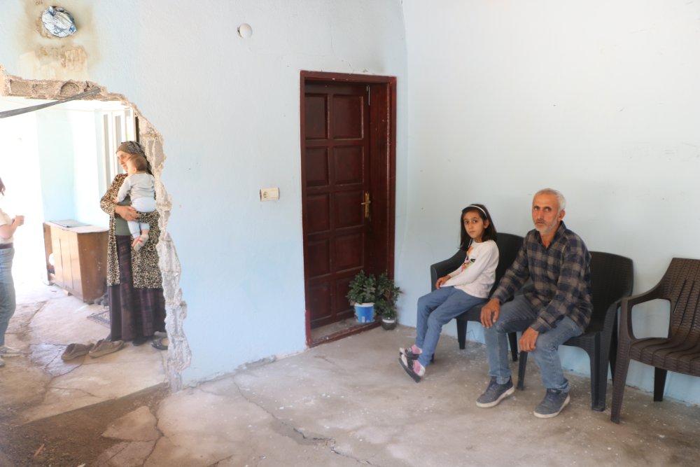 Yüksekova'da tek katlı evde yılan kabusu