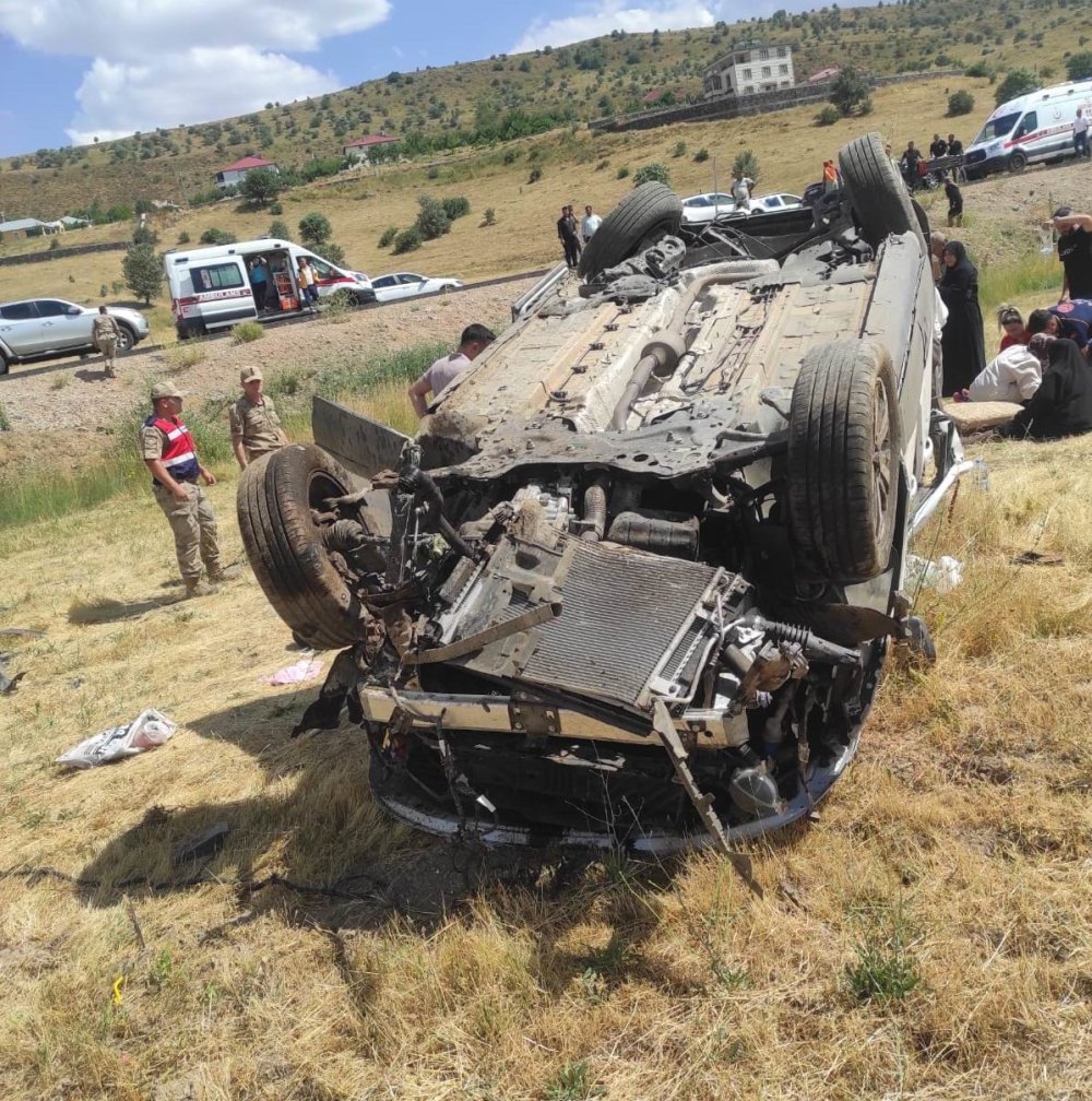 Bingöl’de kaza: 1 ölü, 6 yaralı