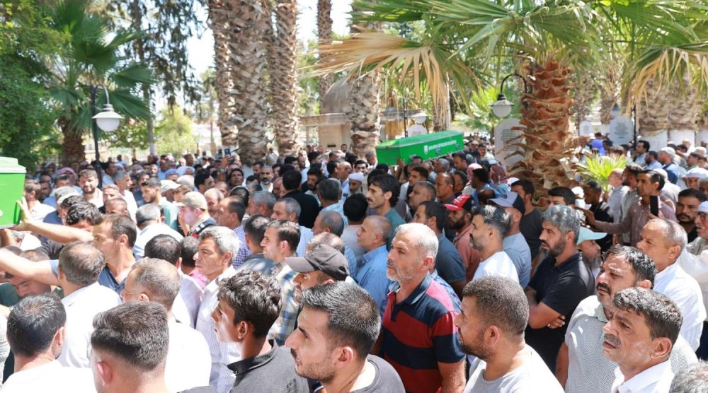 Kazada ölen 4 tarım işçisi Urfa'da defnedildi