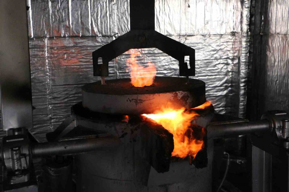 Diyarbakır’da ramat atölyesinde ayrıştırılan altınlar tekrar sektöre kazandırılıyor