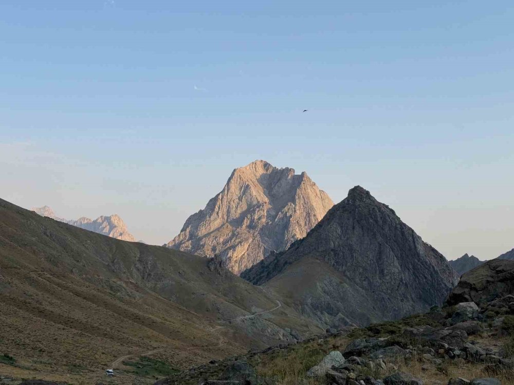 Dağcılardan Cilo Dağı’na zirve tırmanışı