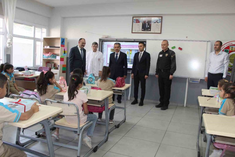 Şırnak’ta yeni eğitim öğretim döneminin ilk zili çaldı