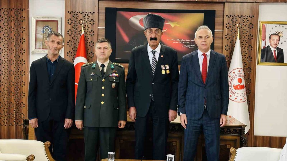 Yüksekova’da Gaziler Günü kutlandı