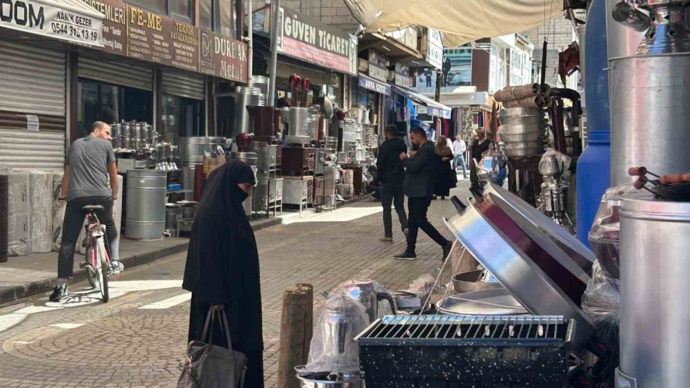 Van’daki sobacılar çarşısında üretim hızlandı