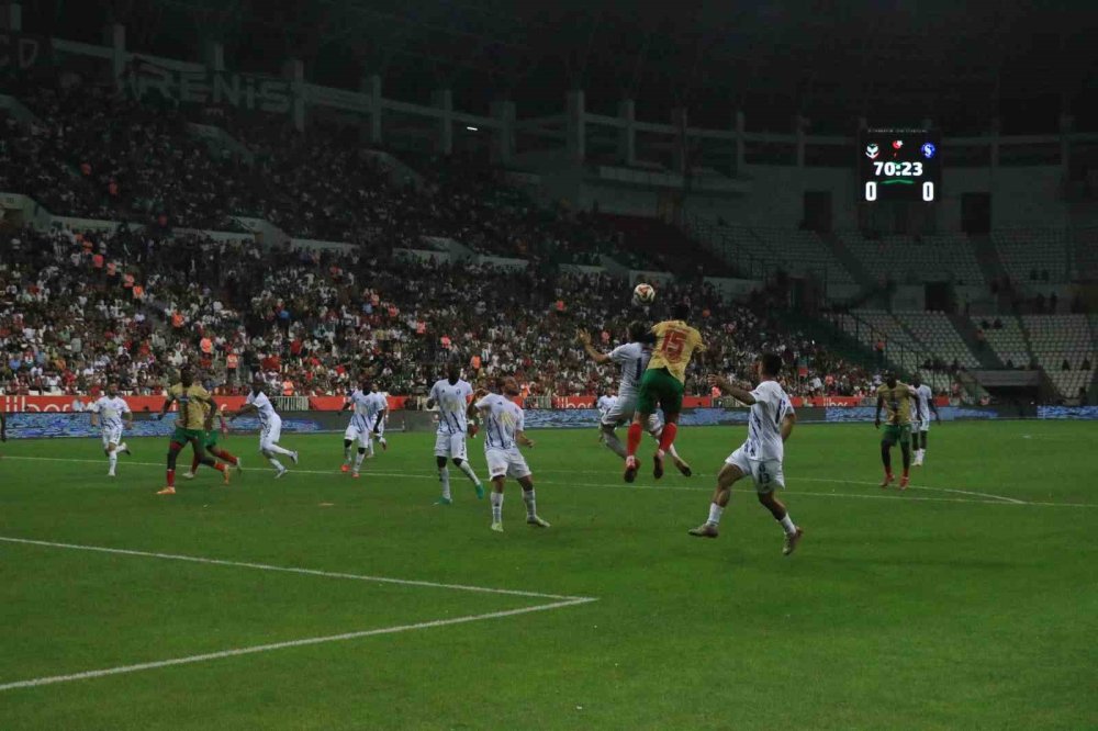 Amed Spor: 2 - Sarıyer: 0