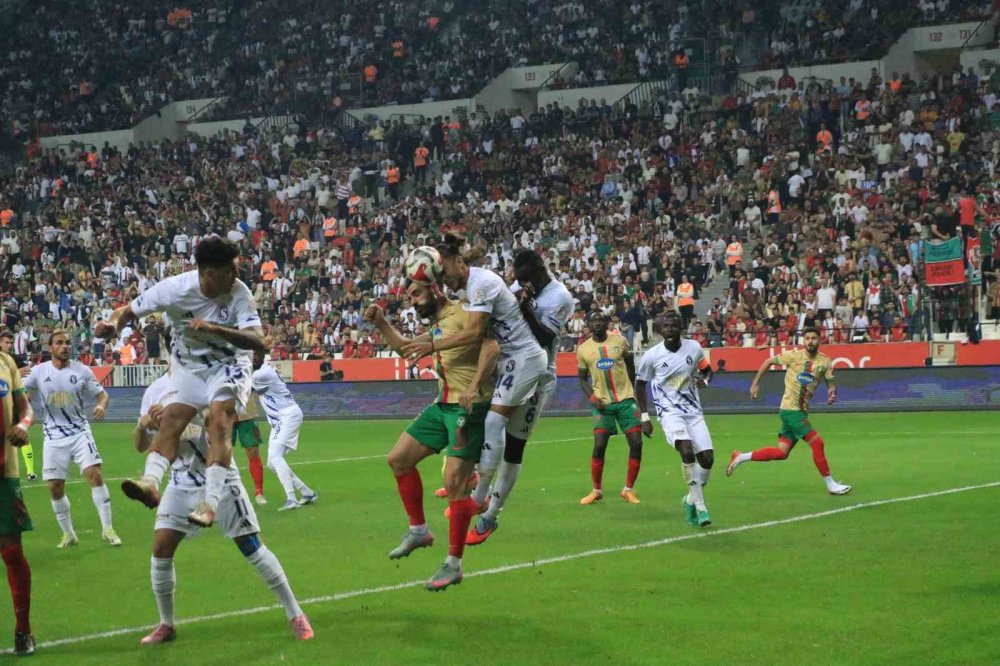 Amed Spor: 2 - Sarıyer: 0