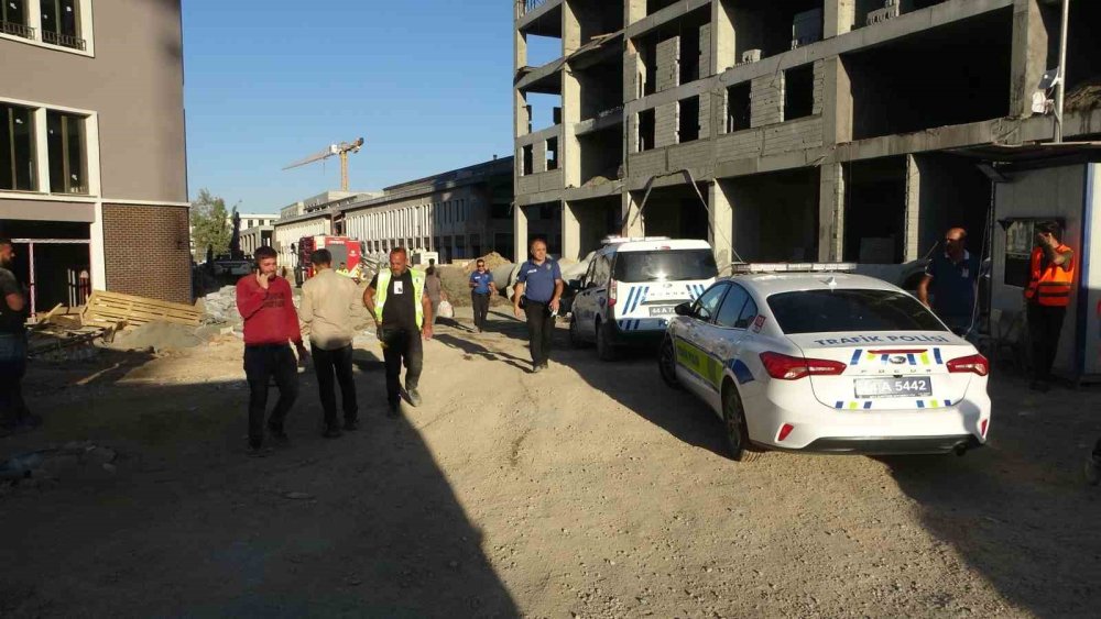 Malatya’da çarşı inşaatında göçük: 1 kişi yaralandı