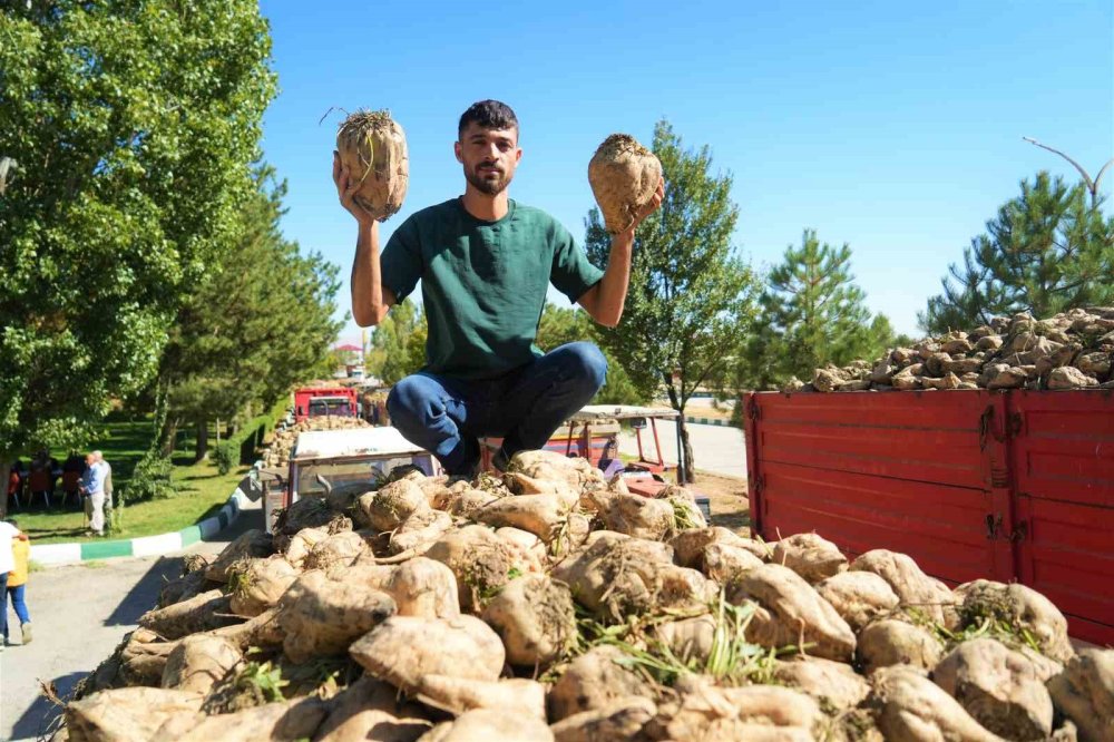 Muş'ta şeker pancarından kent ekonomisine 2 milyar TL katkı hedefleniyor