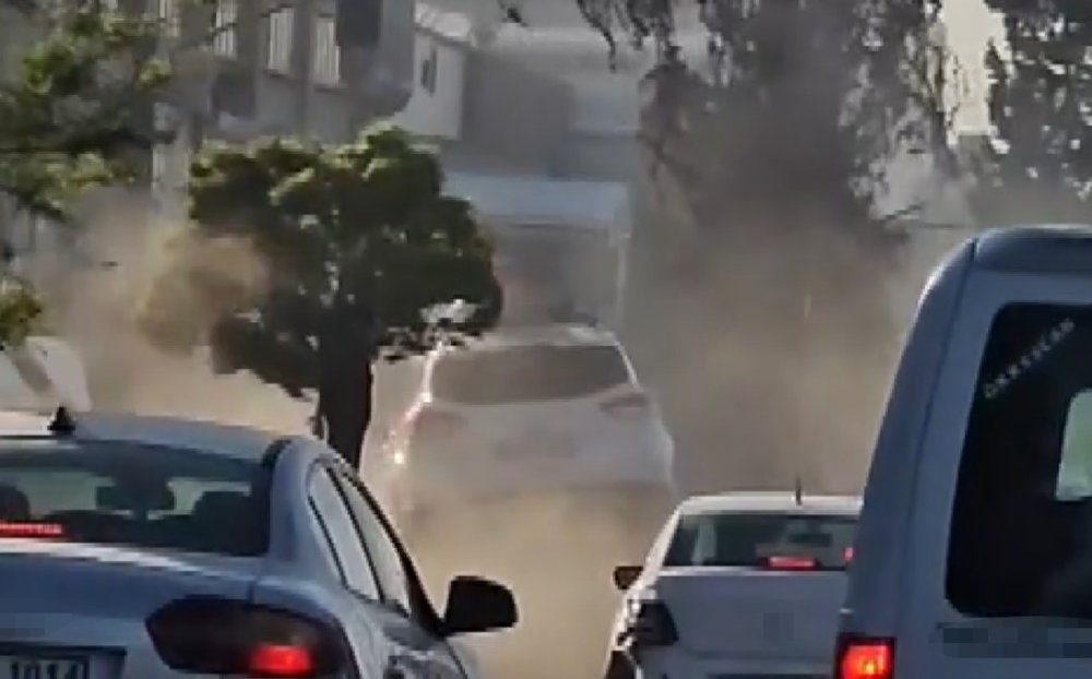 Sürücüsü rahatsızlanan çekici, önündeki 6 aracı biçti