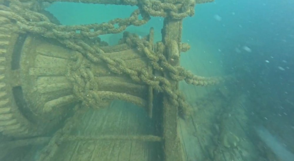 Amatör dalgıçlar, Van Gölü’nde batık Rus şilebini görüntüledi