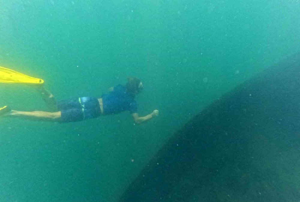 Amatör dalgıçlar, Van Gölü’nde batık Rus şilebini görüntüledi