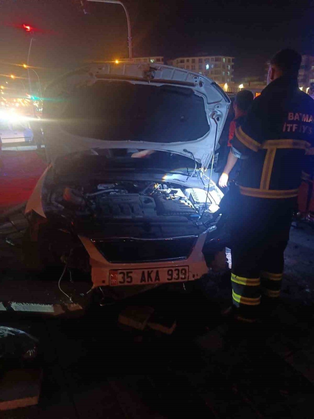 Batman’da otomobil takla attı: 2 yaralı